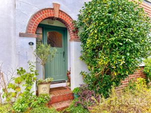 Photo 22- click for photo gallery